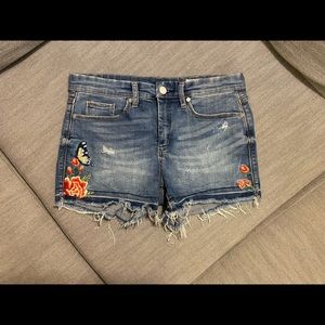 Blank NYC Hiker Short Embroidered Flowers 28 Boho